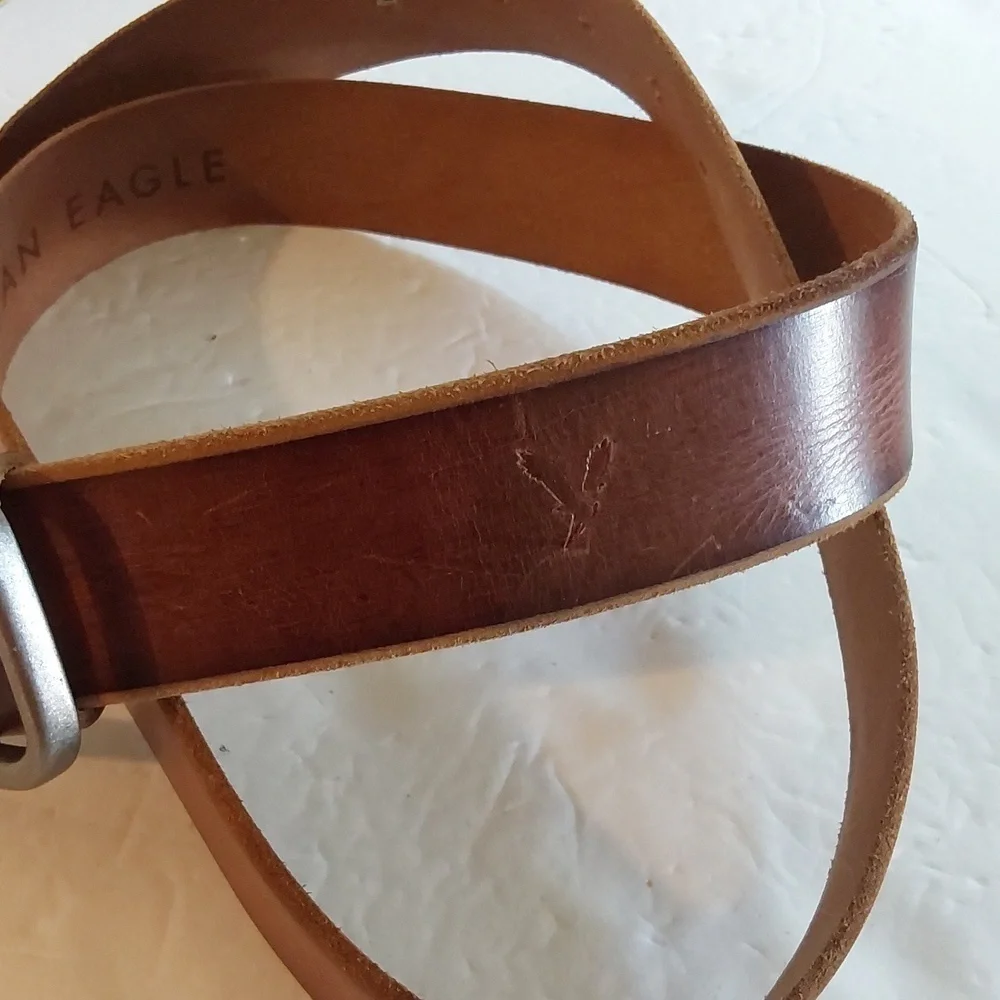 American Eagle Brown Distressed Leather BELT Neutral Minimalist Sz.M/L